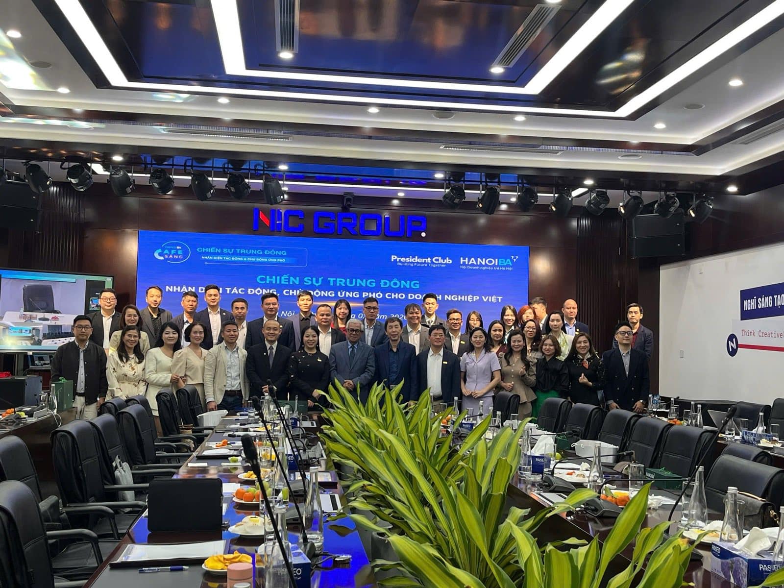 VNEXPRESS TOUR THAM DỰ SỰ KIỆN “CHIẾN SỰ TRUNG ĐÔNG - NHẬN DIỆN TÁC ĐỘNG, CHỦ ĐỘNG ỨNG PHÓ CHO DOANH NGHIỆP VIỆT”