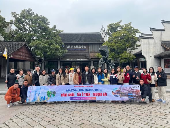 🎉 Vietnam Express Tour hân hoan chào đón đoàn Mazda Hải Dương