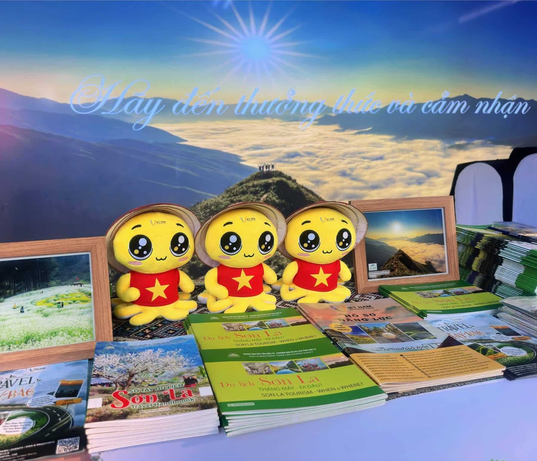 VNExpress Tour tham gia Ngày hội Du lịch TP.HCM 2026 - Khởi động mùa hội chợ sôi động