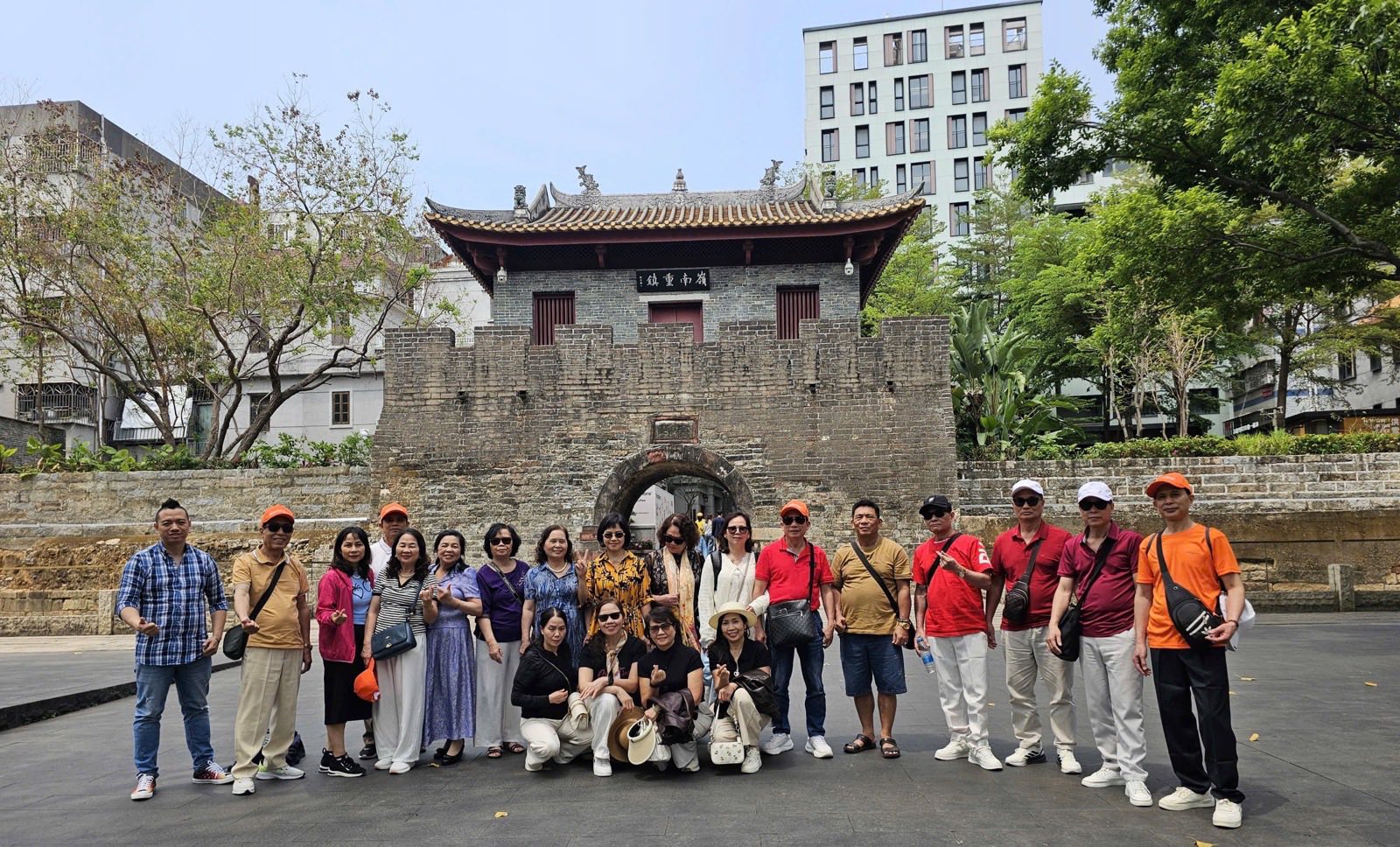 🎉 VIETNAM EXPRESS TOUR CẬP NHẬT HÀNH TRÌNH ĐOÀN KHÁCH HONG KONG (30/03)