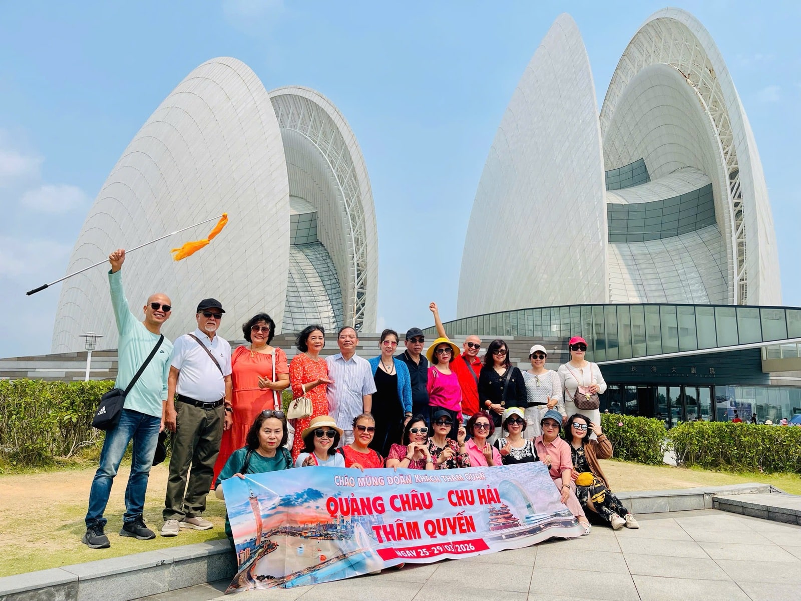 Vietnam Express Tour cập nhật hình ảnh đoàn Quảng Châu - Hành trình bay ZH ngày 25/03