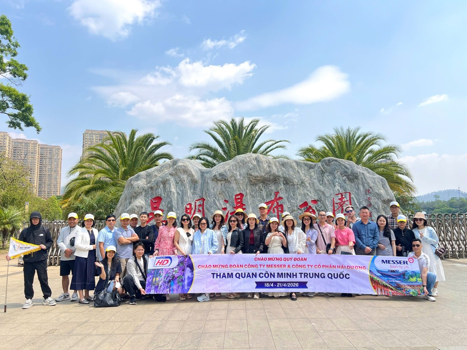 VNEXPRESSTOUR TRÂN TRỌNG CẢM ƠN ĐOÀN CÔNG TY MESSER VÀ CÔNG TY CỔ PHẦN HẢI DƯƠNG