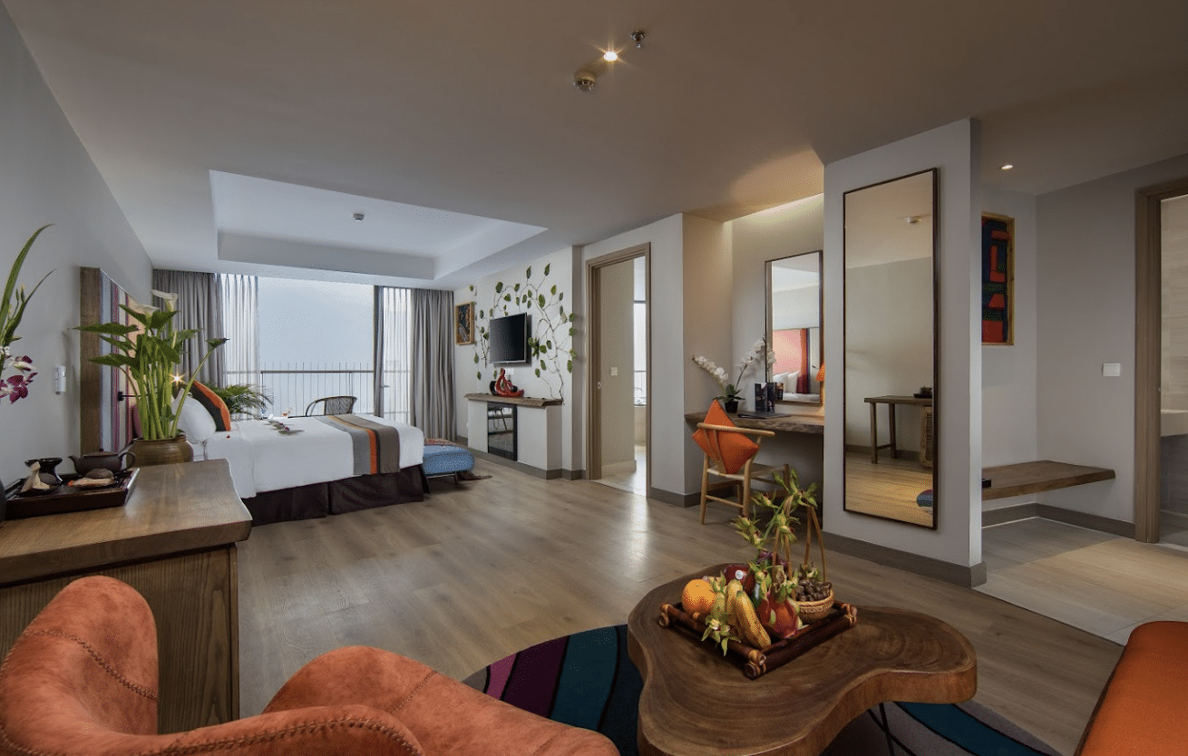 H’Mong Suite #1