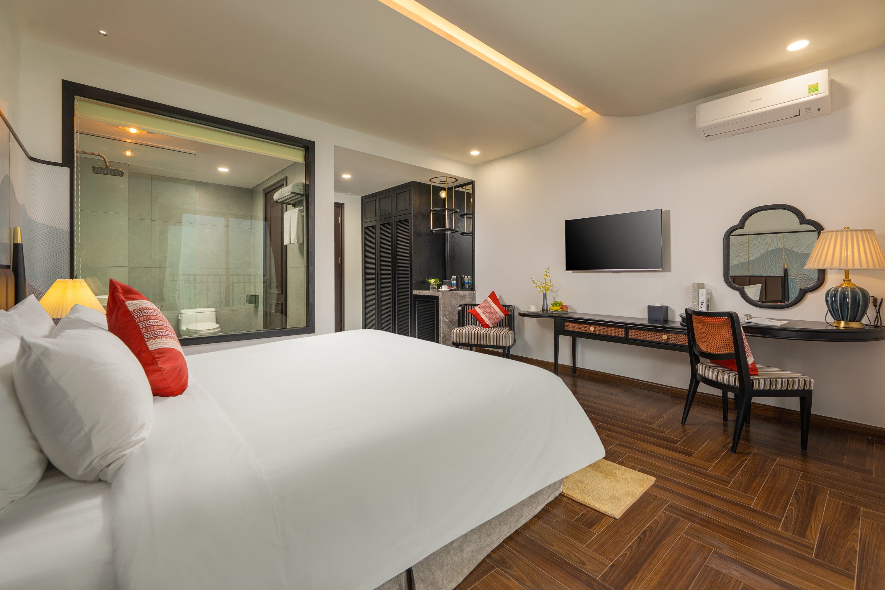 Deluxe Valley View #5