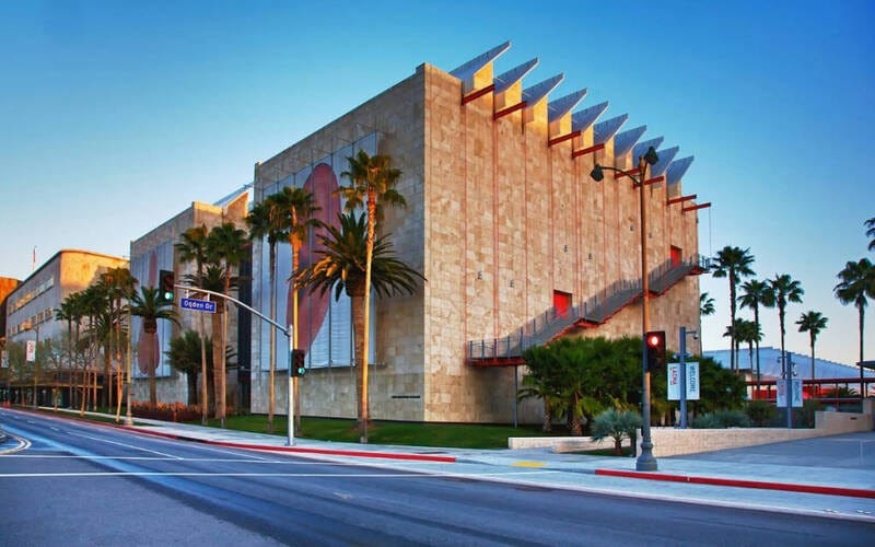 LOS ANGELES – HOLLYWOOD – SANTA MONICA (ĂN 3 BỮA)
