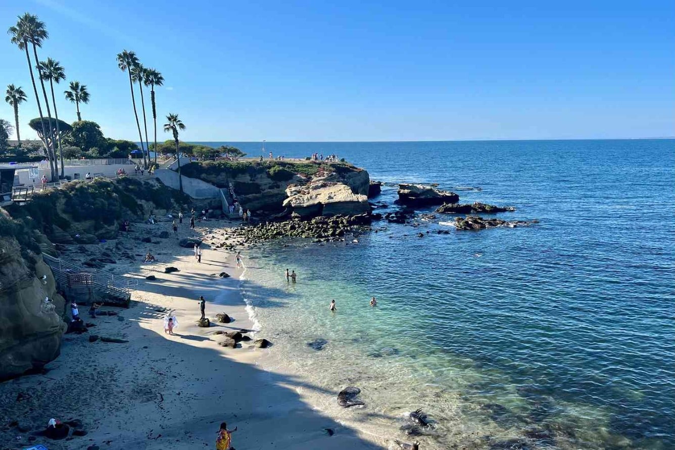 NEW YORK – PHILADELPHIA – DELAWARE – WASHINGTON DC – LAS VEGAS – RED ROCK CANYON – LOS ANGELES – SAN DIEGO (10N9D)