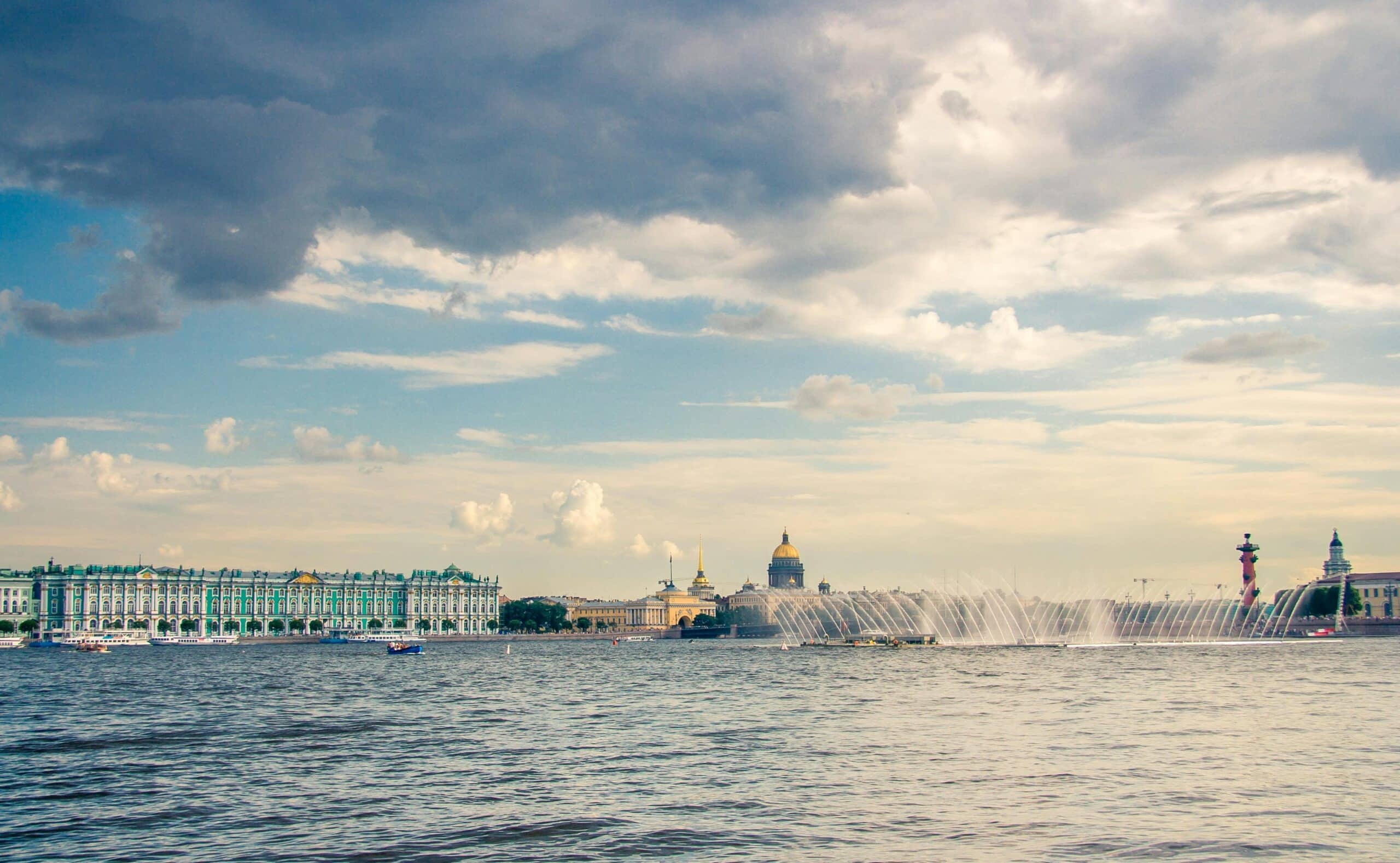 SAINT PETERSBURG – MOSCOW (Ăn sáng, trưa, tối)