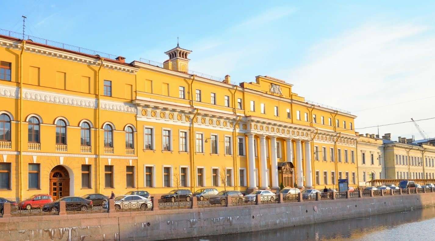 SAINT PETERSBURG (Ăn sáng, trưa, tối)