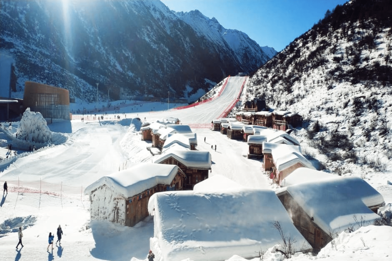 HÀ NỘI – THÀNH ĐÔ - CỬU TRẠI CÂU – HUYỆN MẬU - GIA CÔ SƠN (TRƯỢT TUYẾT) – ĐÔ GIANG YỂN #4