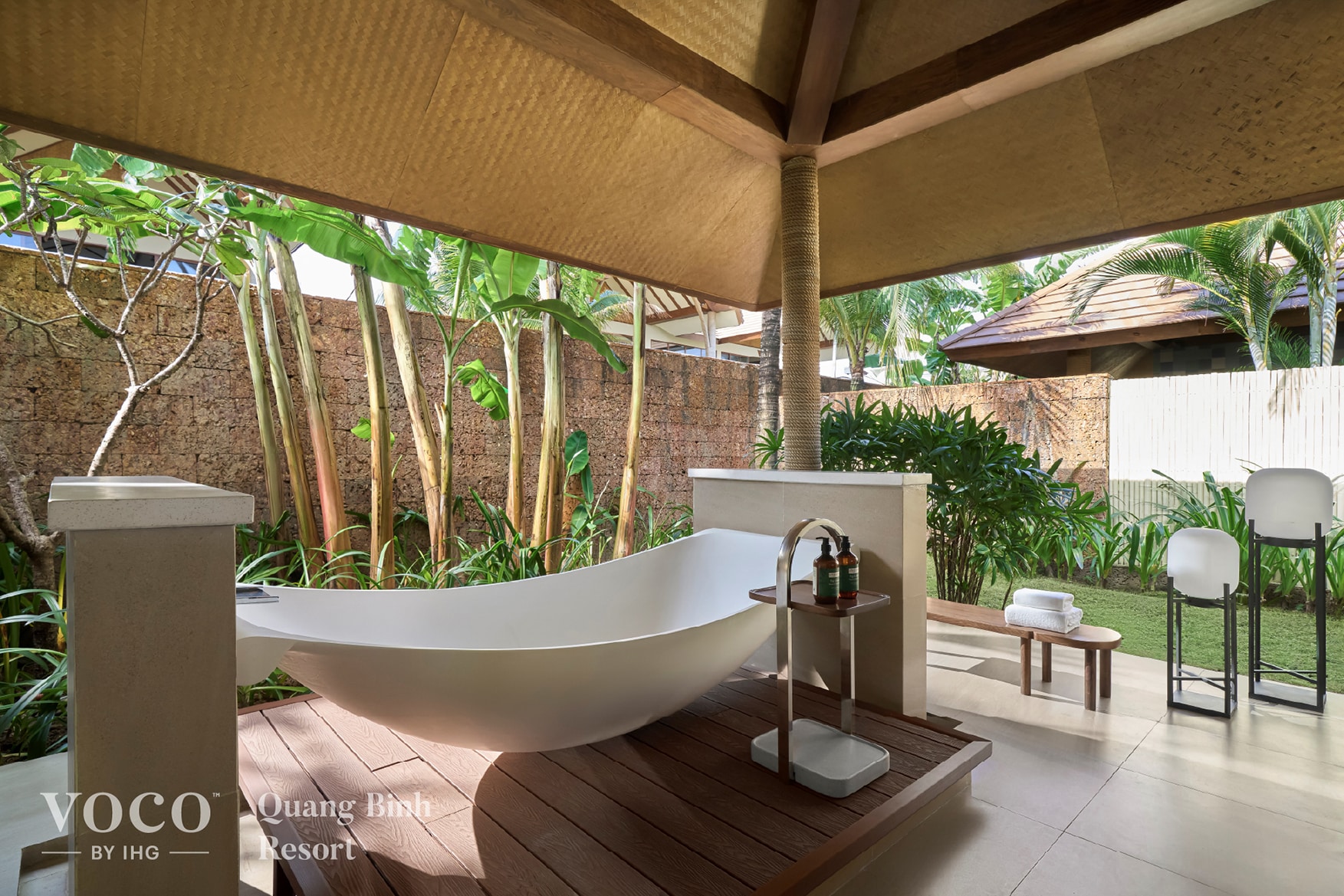 1 King Suite Outdoor Private Pool #1