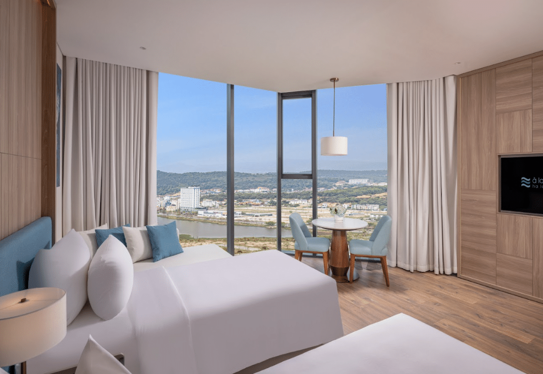 Premier (City View) #1