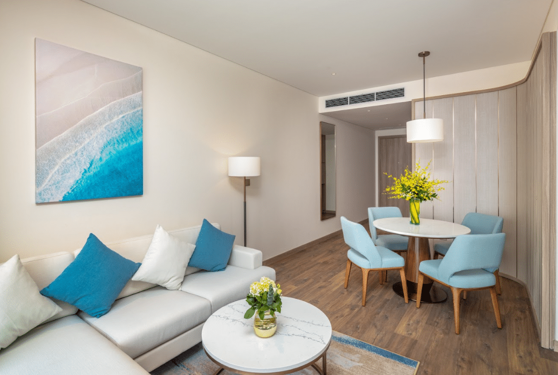 Executive Suite Bay Vista #8