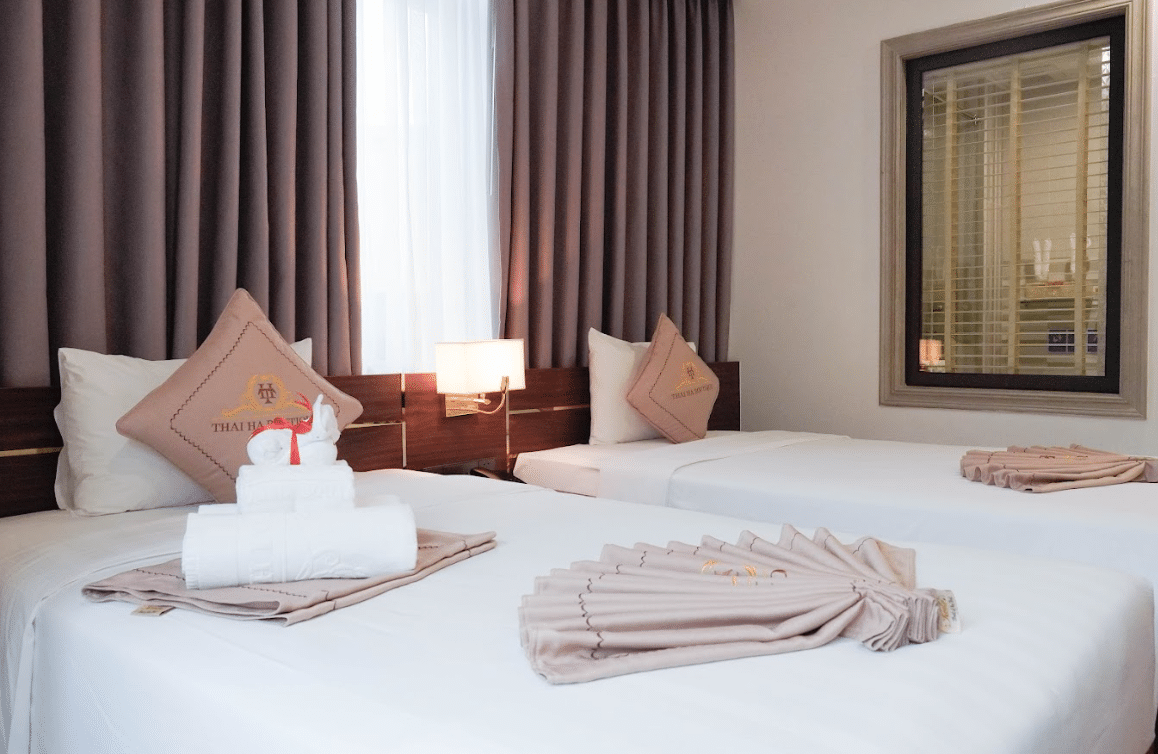 Deluxe Double/ Twin #3