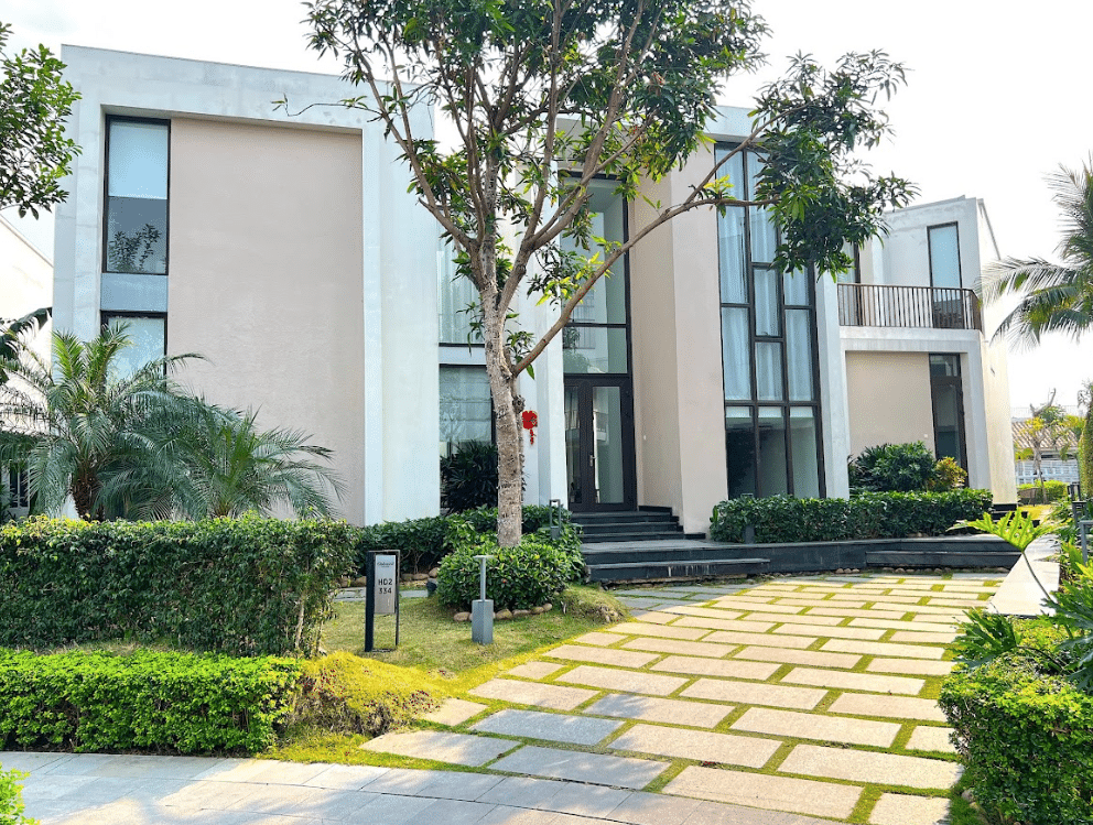 Oakwood Executive Villa Suite #1