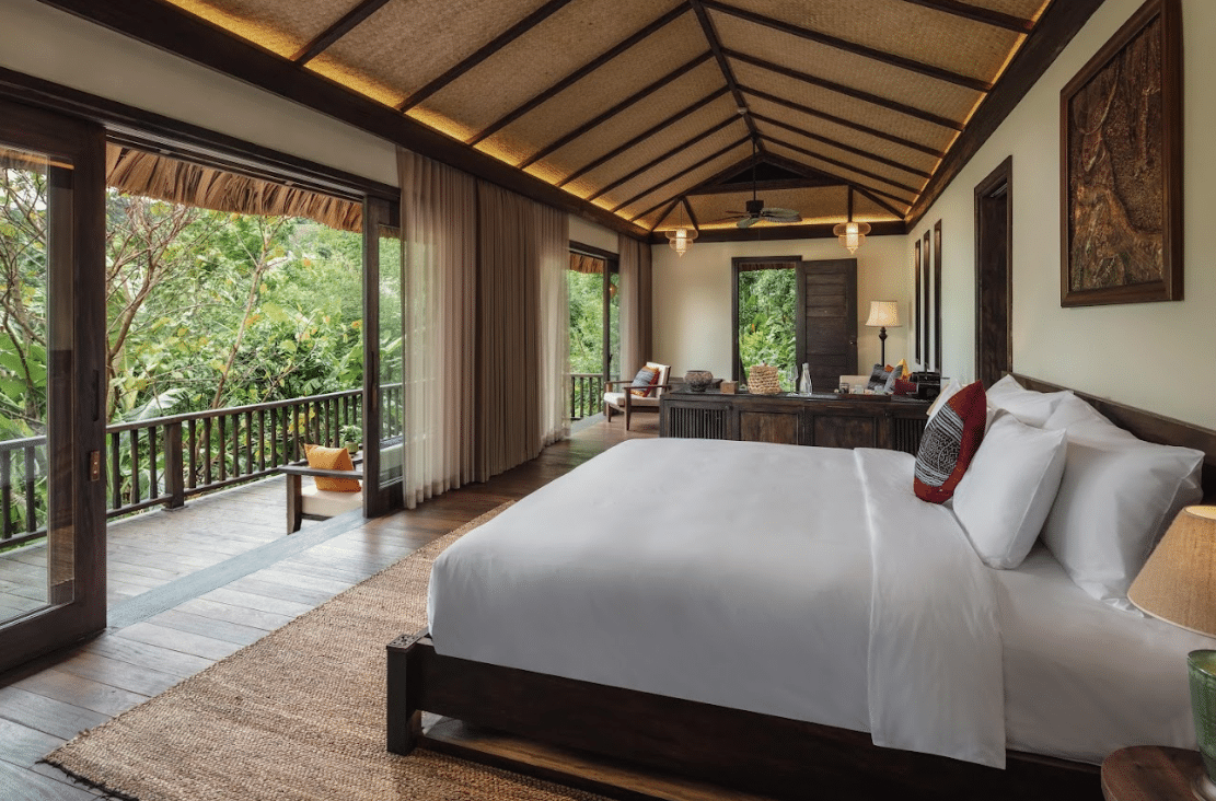 Bauhinia Mountain Suite #4