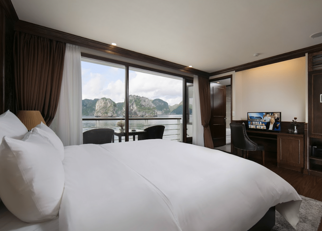 Elegance Suite Balcony #5