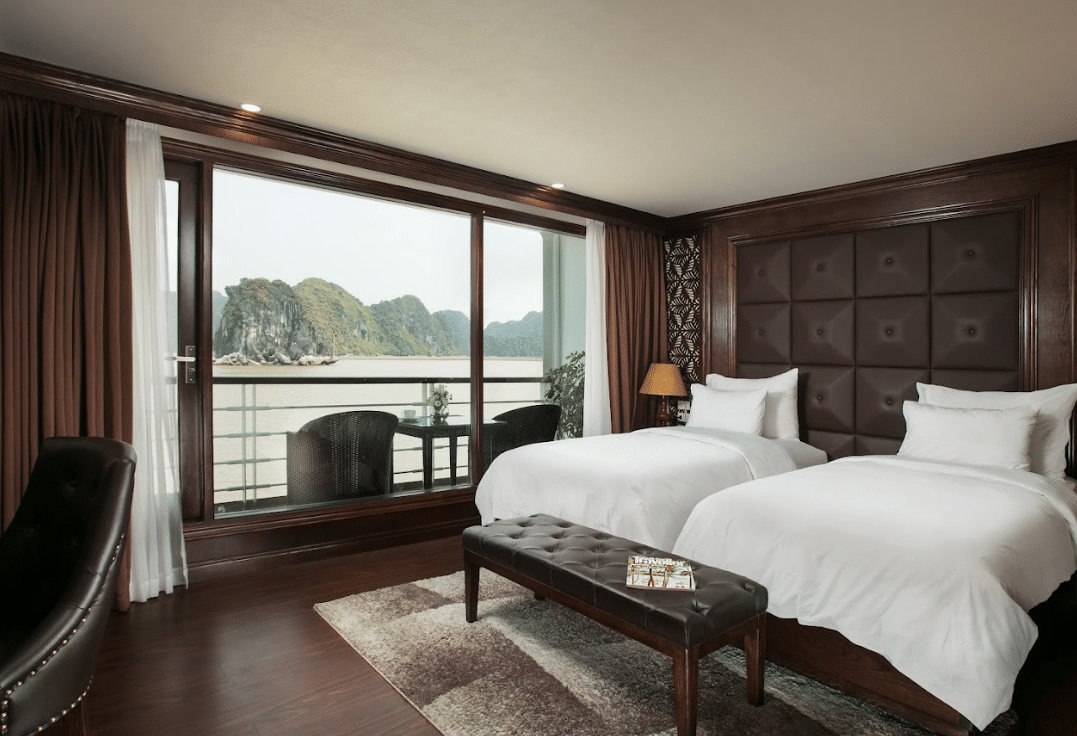 Elegance Suite Balcony #4