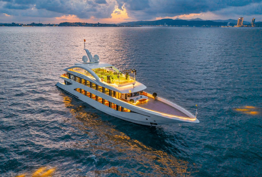 LEONA DINNER CRUISE #2