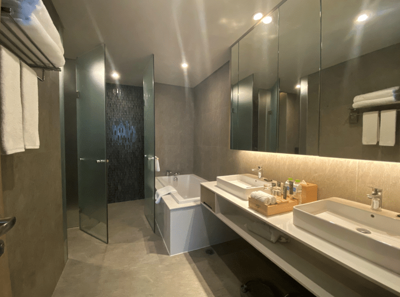 Executive Apartment #4