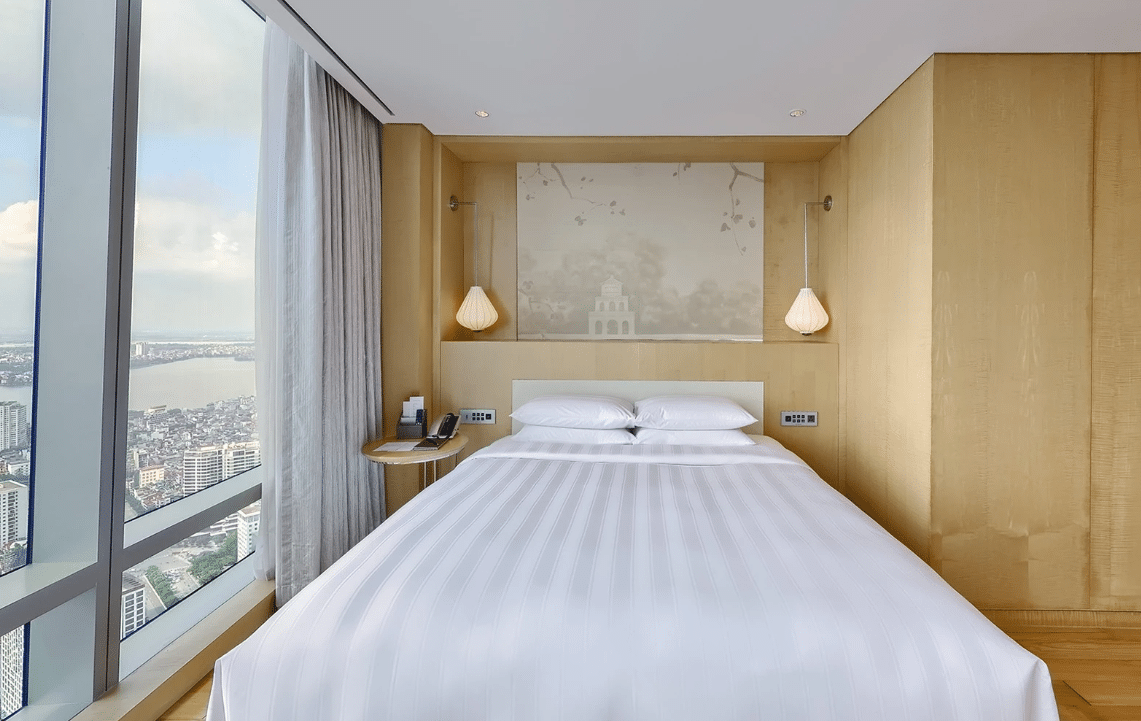 Club Junior Suite #2