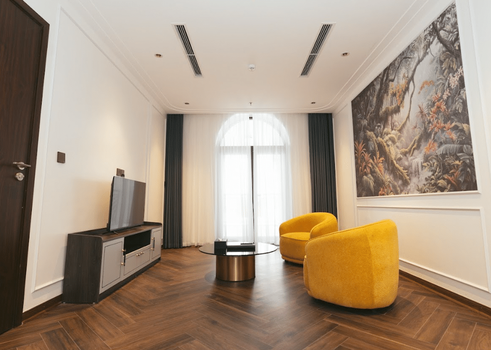 Executive Suite #1
