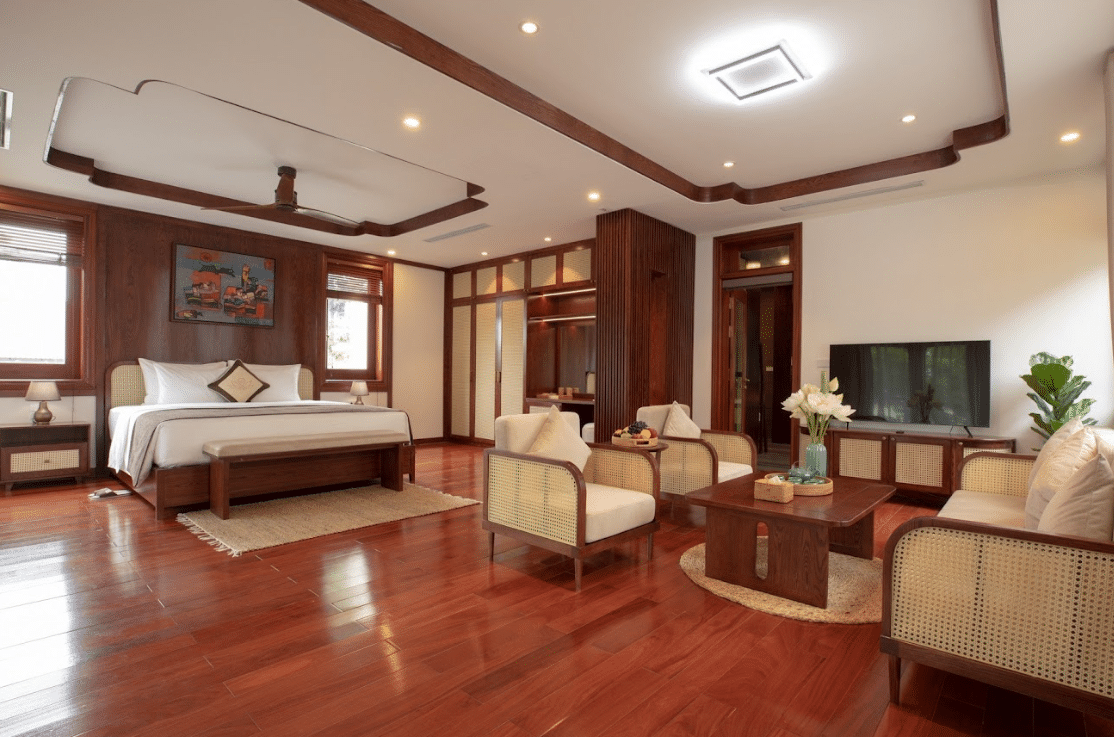 Suite #1