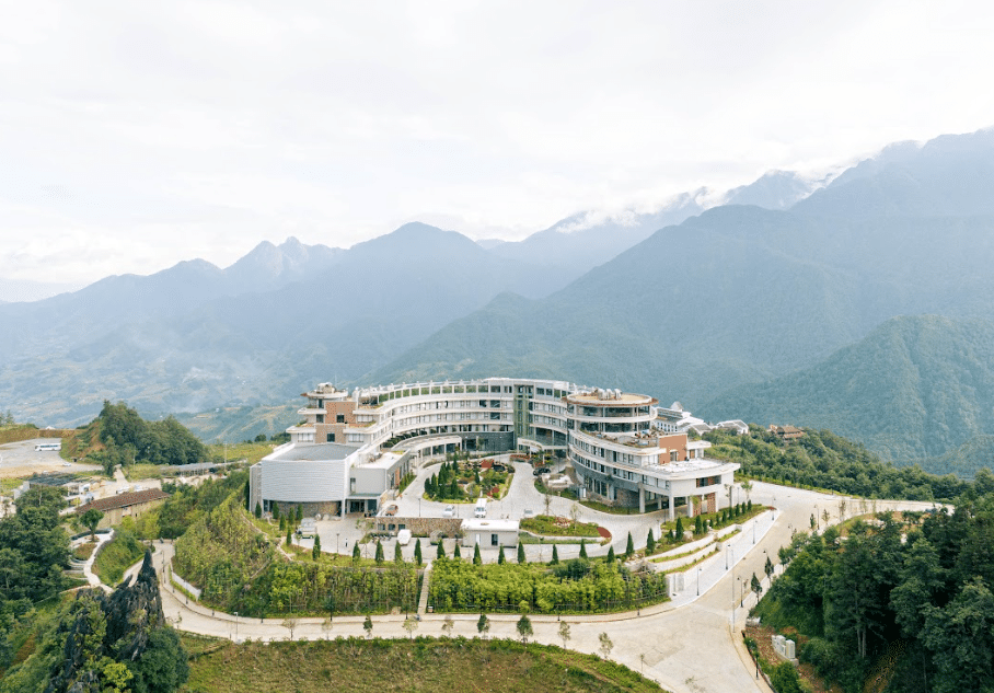 Lady Hill Sapa Resort
