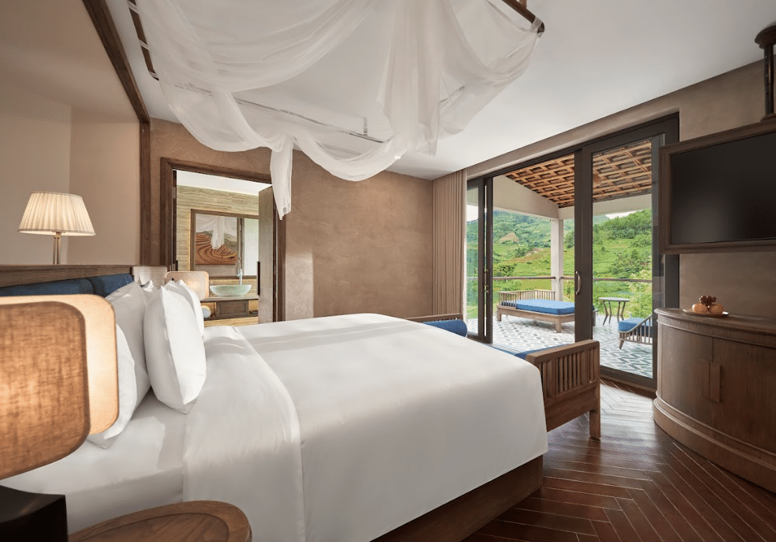 Grand Deluxe Room #1