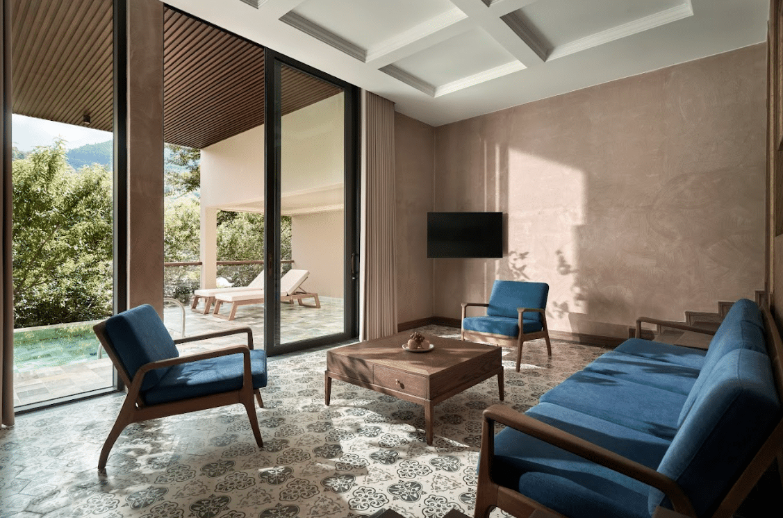 H’mong Garden View Pool Suite #1
