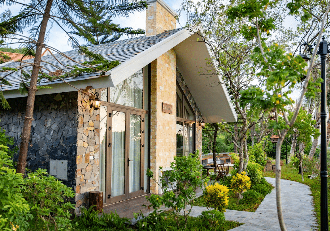 Bai Dinh Riverside Royal Villa #1