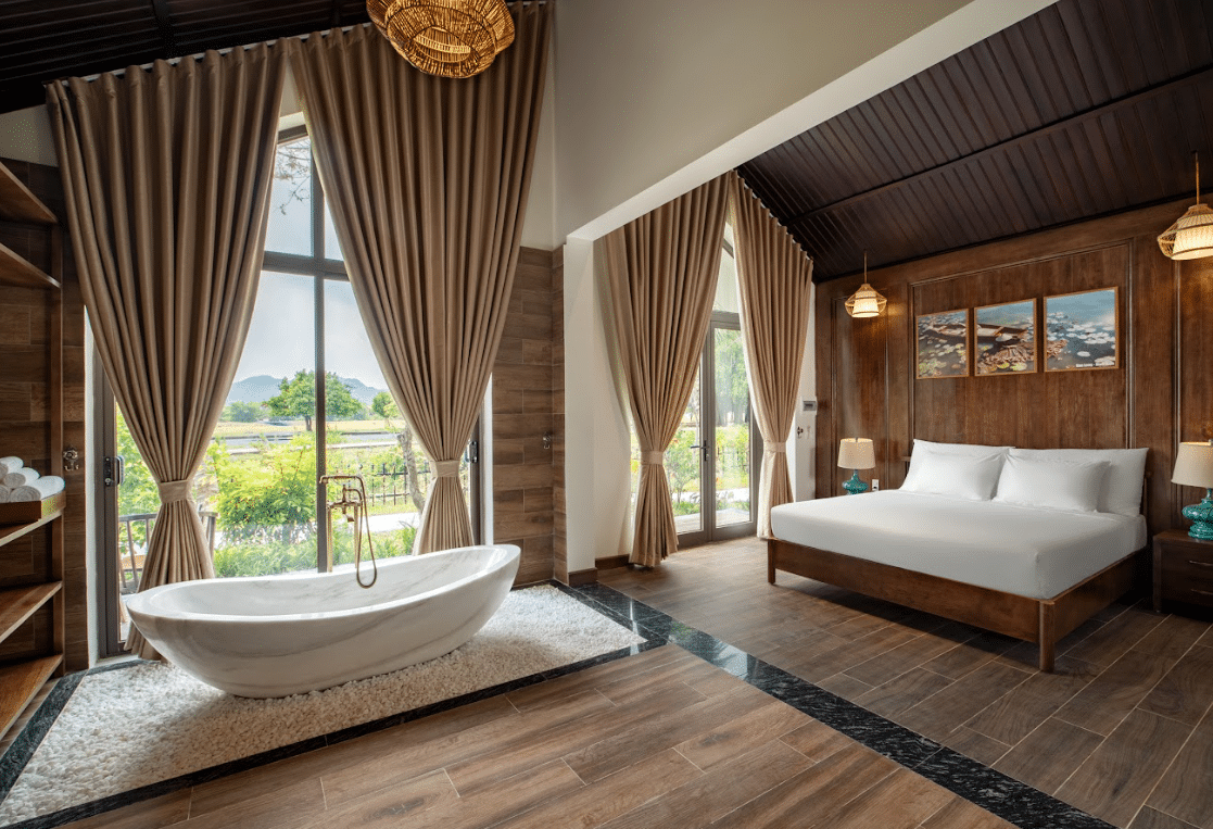 Bai Dinh Riverside Royal Villa #2