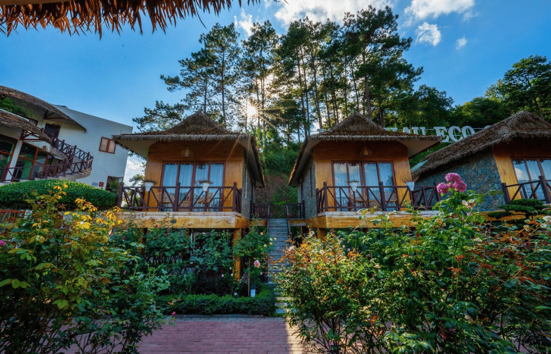 Bungalow đôi hướng núi #1
