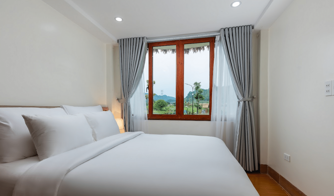 Villa 3 phòng ngủ ven suối #1
