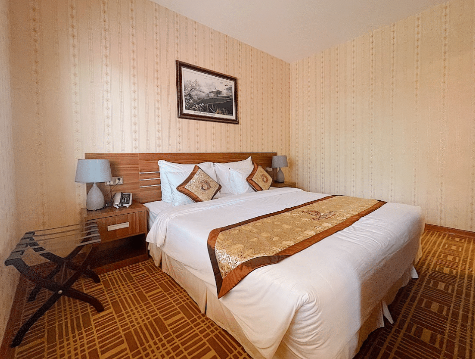 Excutive Suite #2