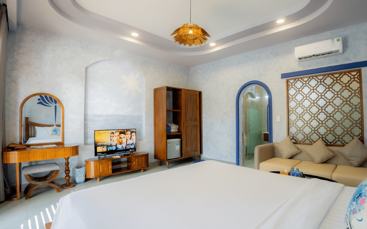 Premium Pool View #3