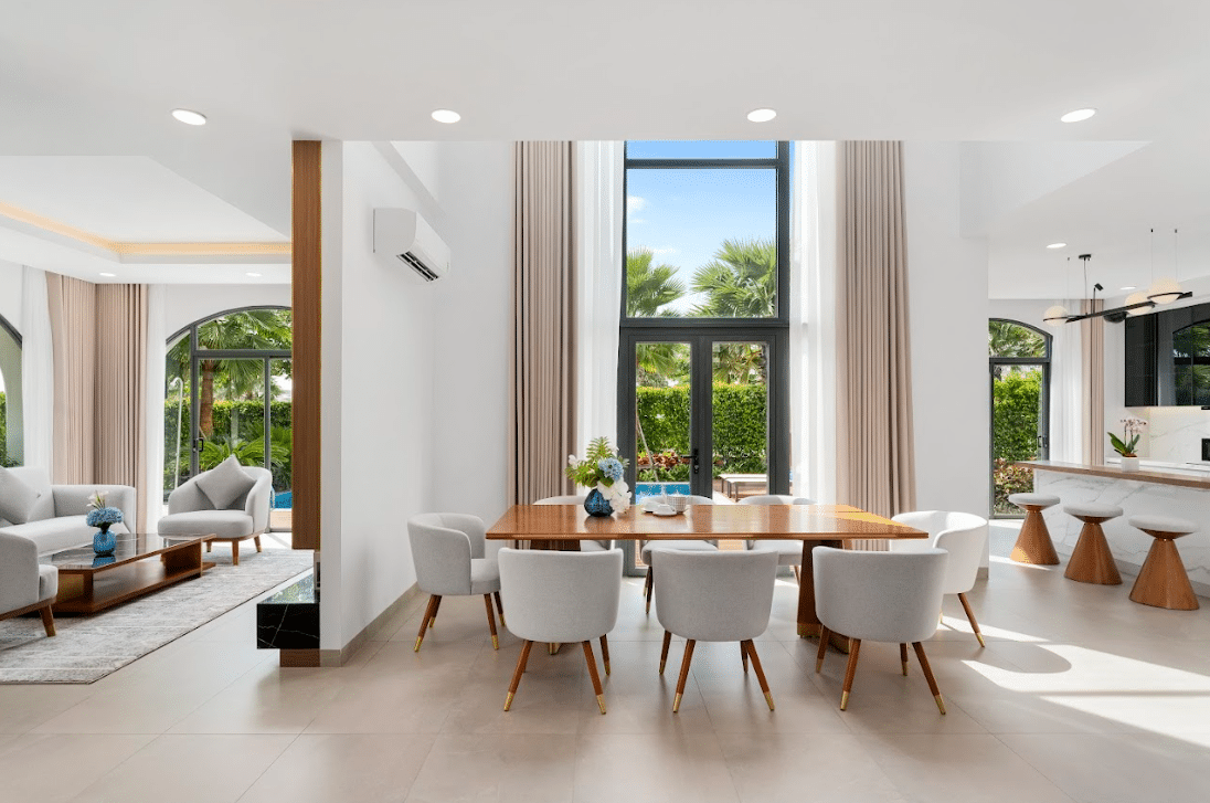 4 Bedroom Ocean Pool Villa #4