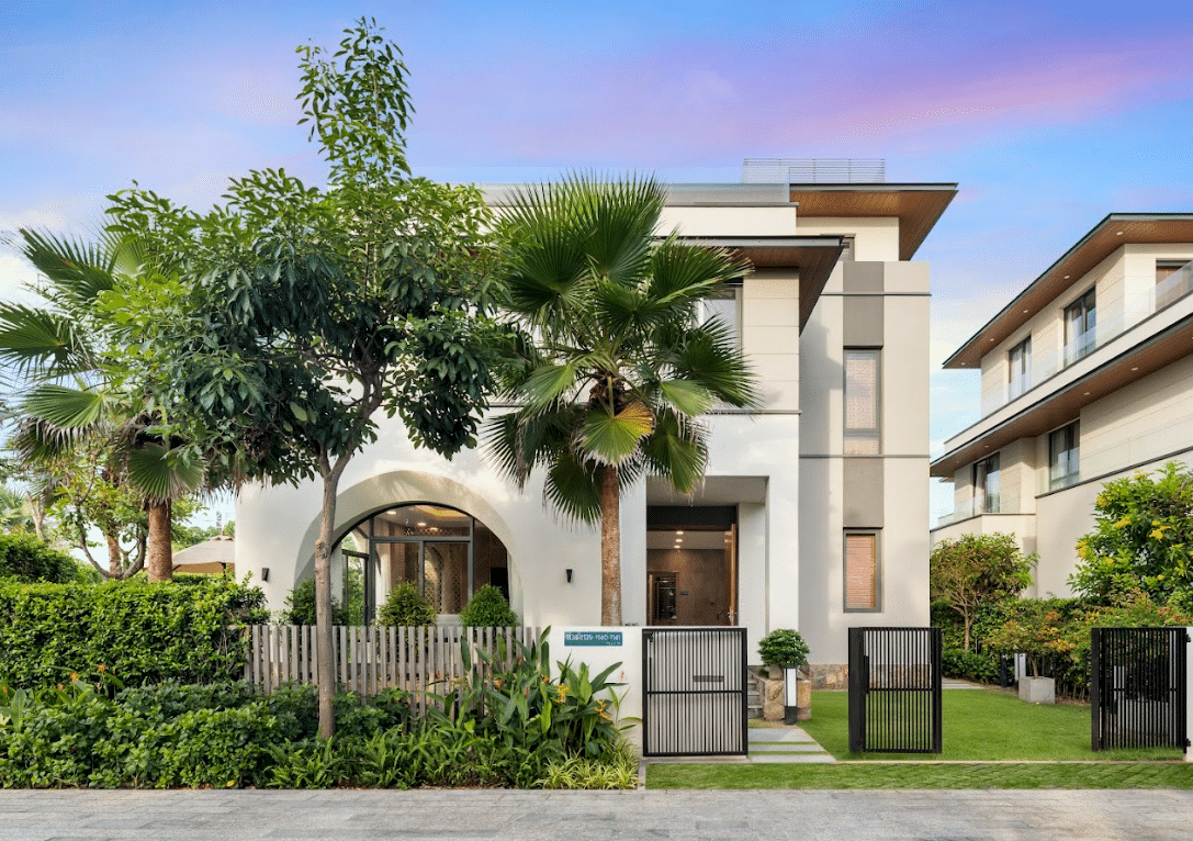 4 Bedroom Ocean Pool Villa #6