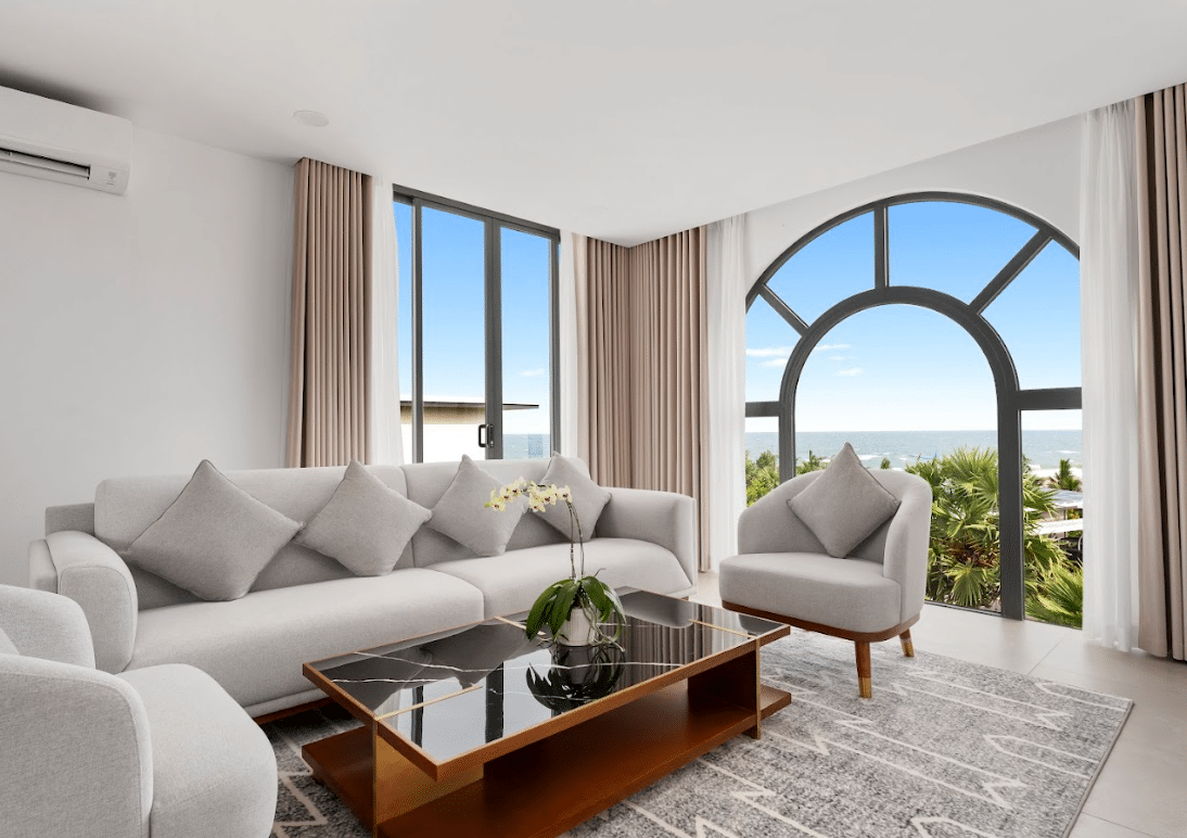 4 Bedroom Ocean Pool Villa #5