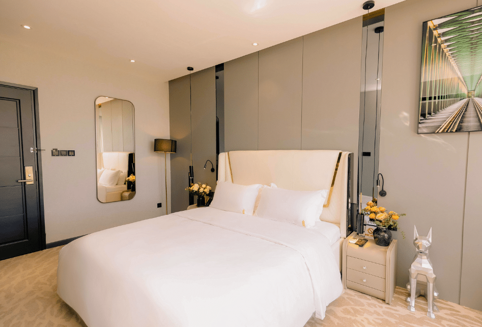 Deluxe Double With Balcony #4