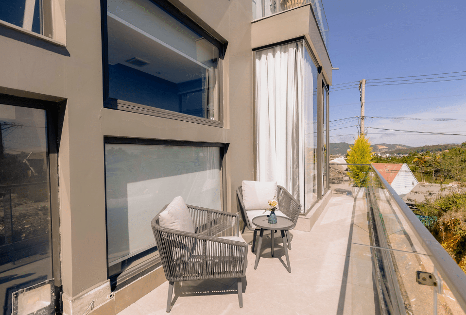 Deluxe Double With Balcony #3