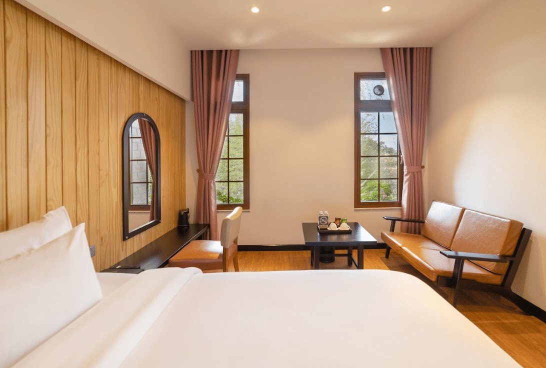 Standard Double – Cửa sổ #4