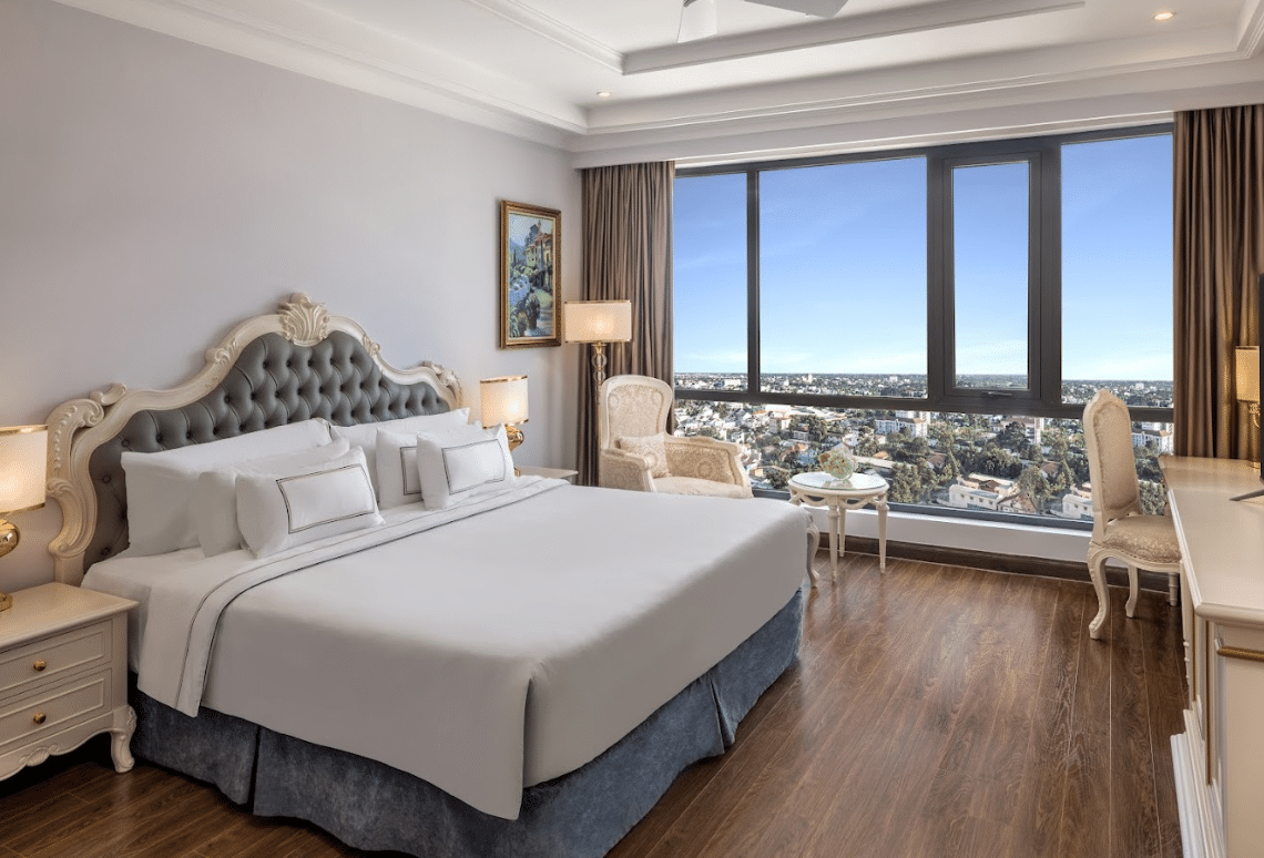 Deluxe Room #1