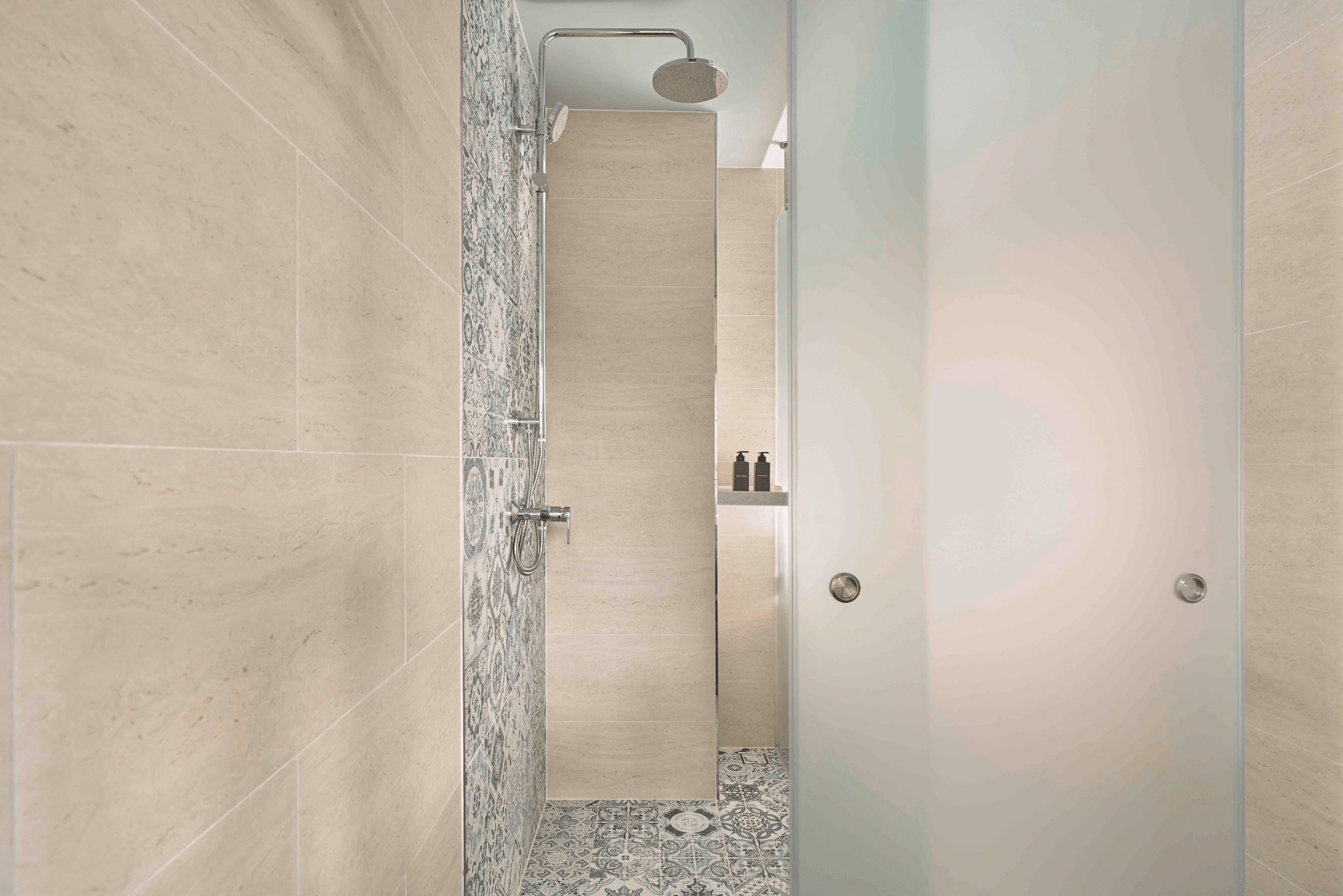 Deluxe City View  (King/ Twin) #4