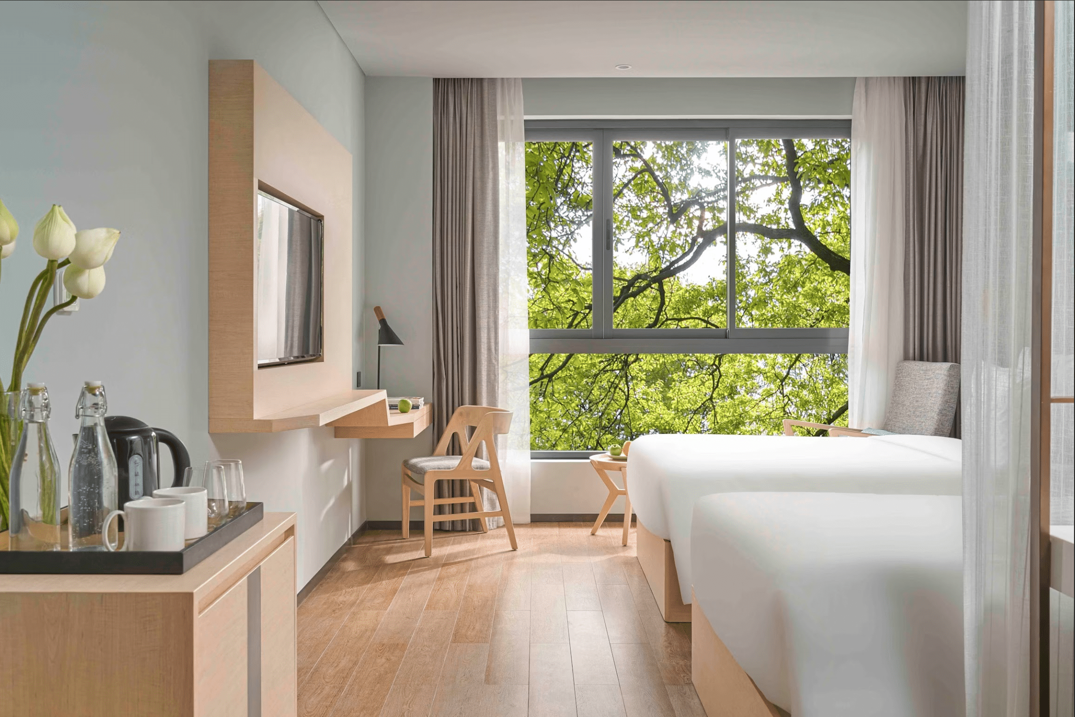 Deluxe Garden View  (King/ Twin) #4