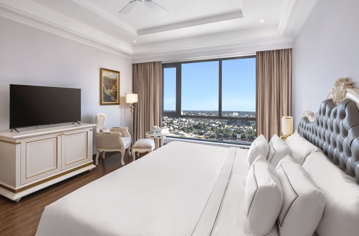 Deluxe Room #4
