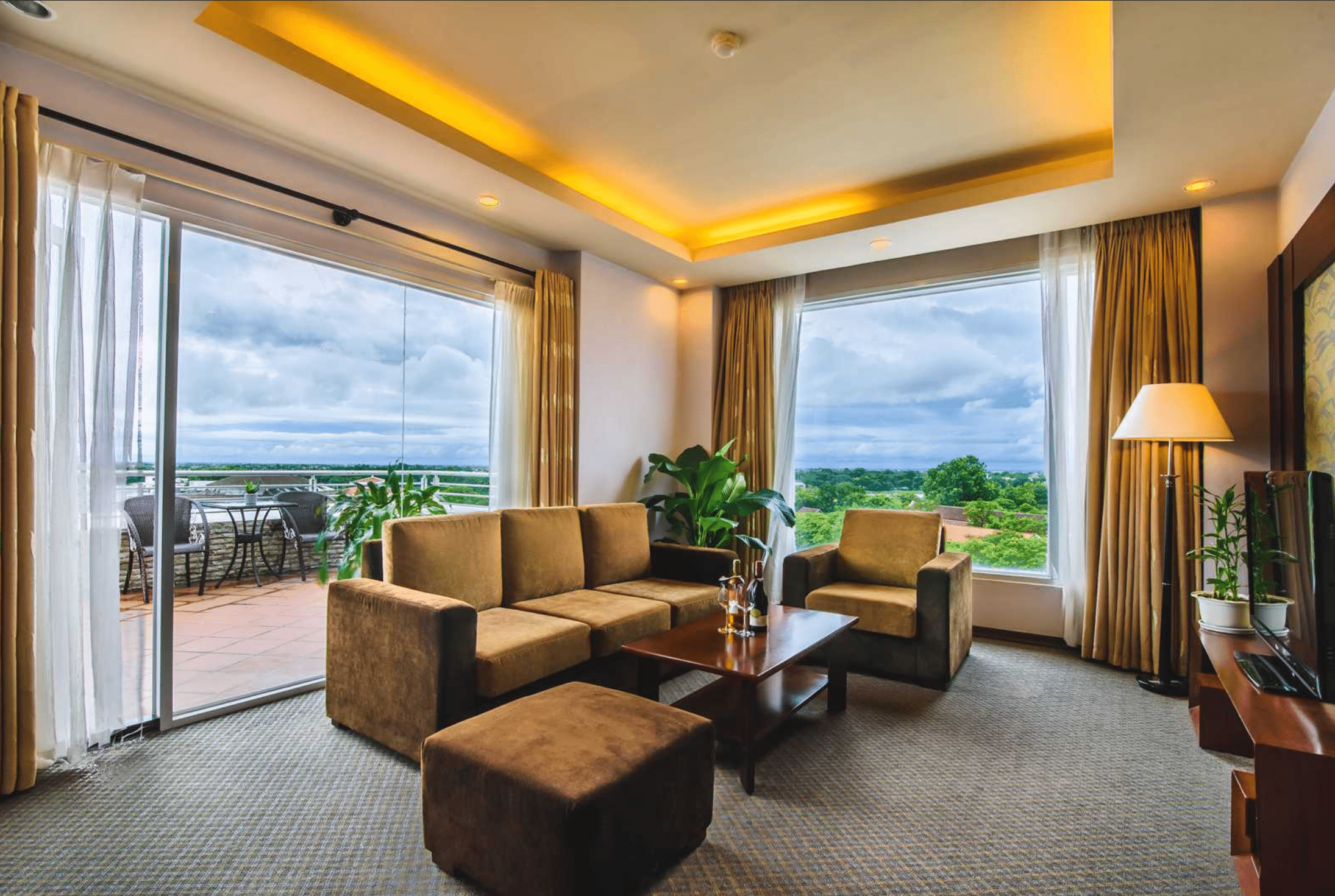 Suite River View #1