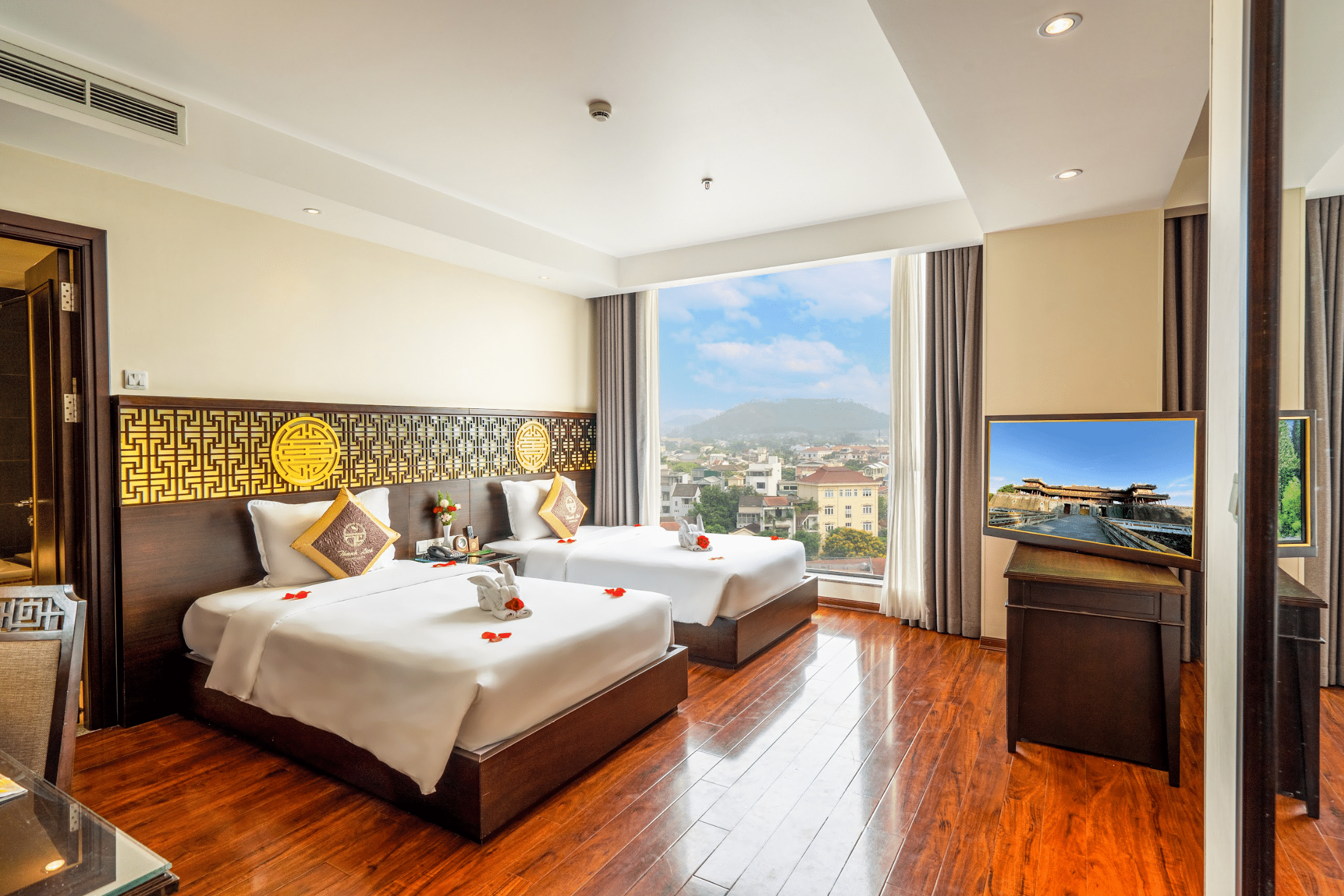 Premier Studio Suite #2