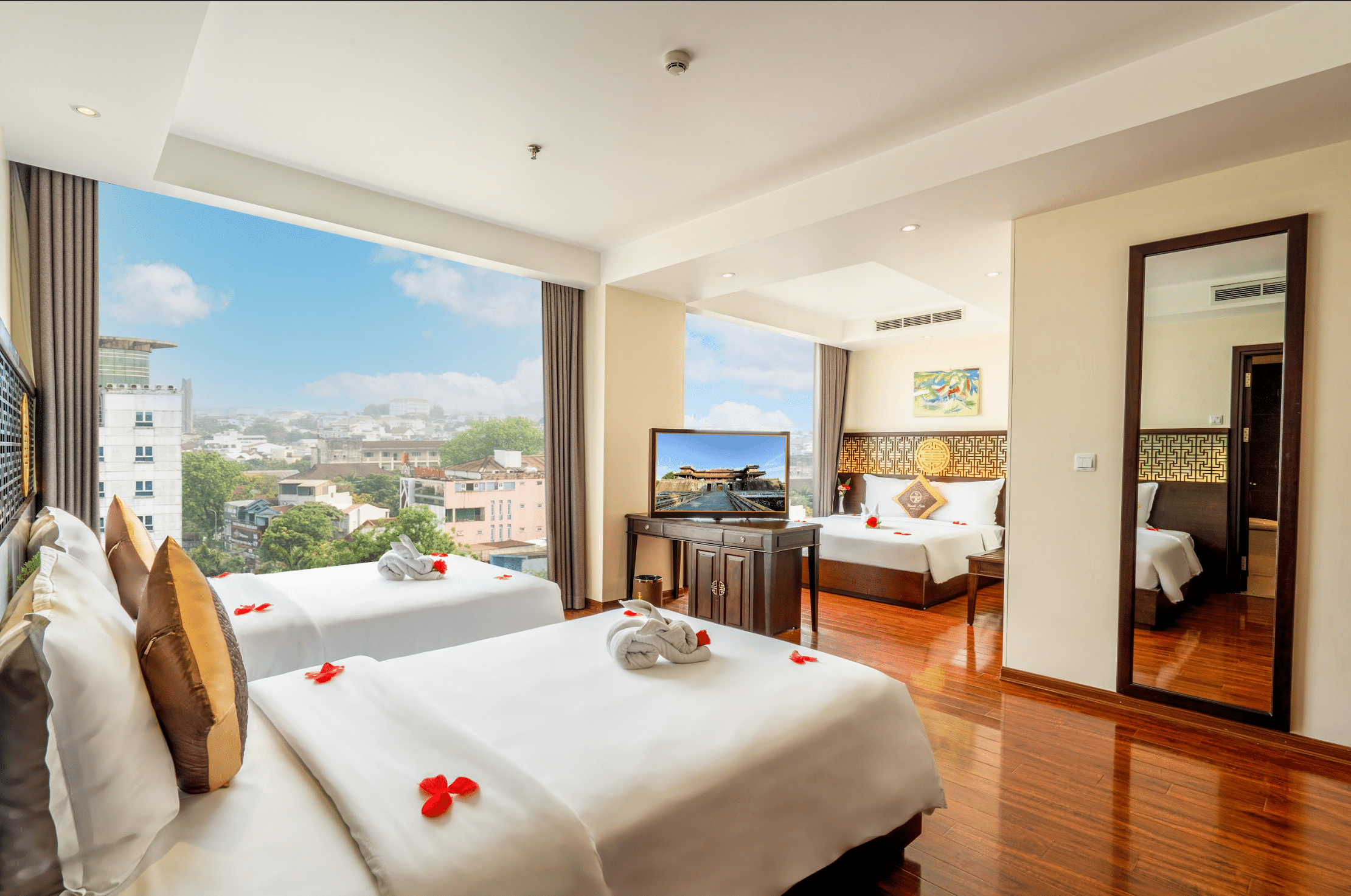 Premier Studio Suite #4