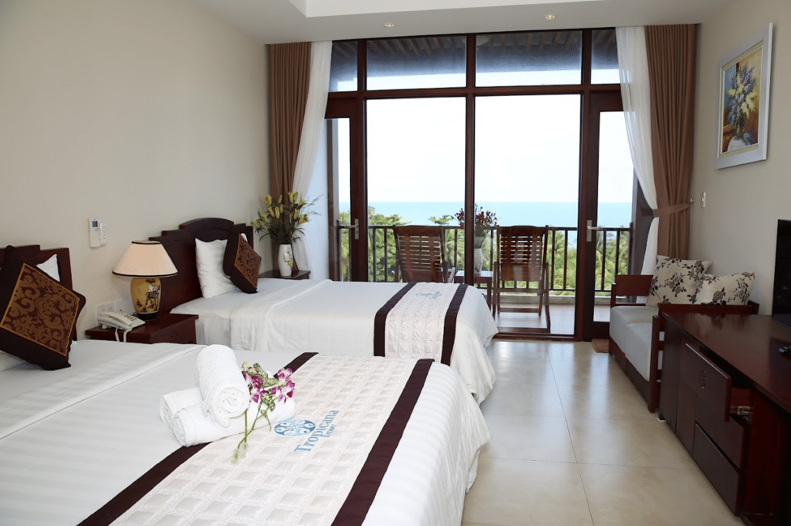 Deluxe Ocean View #3