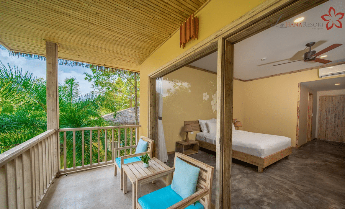 Deluxe Double Garden View #4